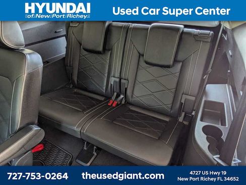 Used 2024 Volkswagen Atlas SE FWD image 16