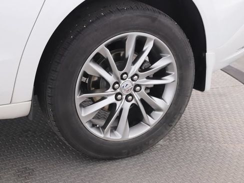 Used 2024 Buick Enclave Avenir w/ Avenir Technology Package AWD/4WD image 14