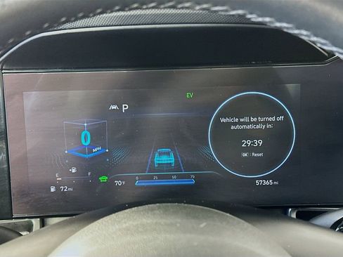 Used 2021 Hyundai Elantra Limited FWD image 5