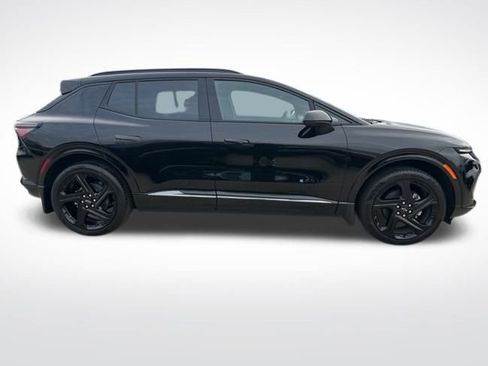 New 2026 Chevrolet Equinox EV RS image 6