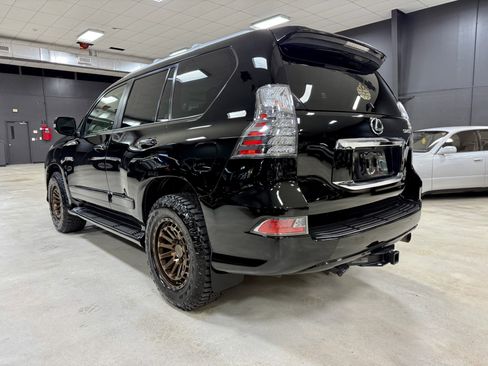 Used 2017 Lexus GX 460 Premium image 11