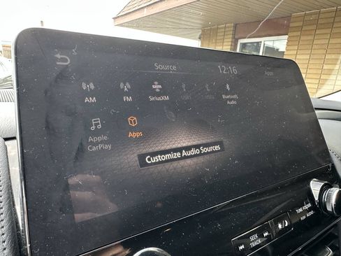Used 2024 Nissan Armada SV AWD/4WD image 7