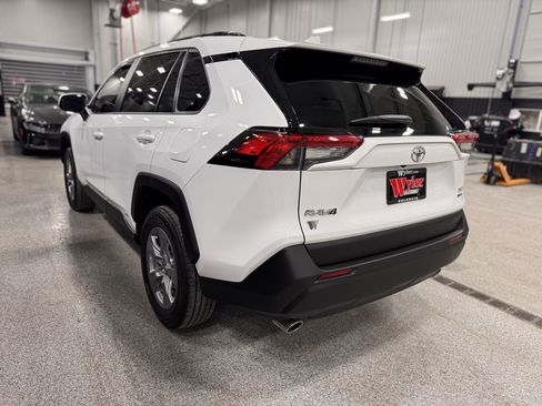 Used 2025 Toyota RAV4 XLE w/ Convenience Package AWD/4WD image 31