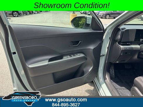 Used 2024 Hyundai Kona SEL FWD image 14
