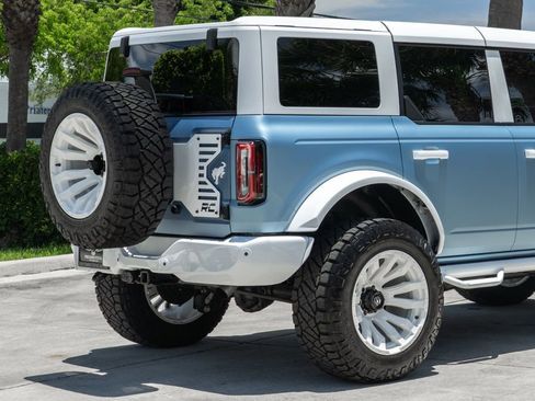 Used 2023 Ford Bronco Wildtrak AWD/4WD image 7