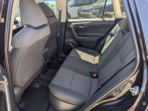 Used 2019 Toyota RAV4 XLE w/ Convenience Package image 15