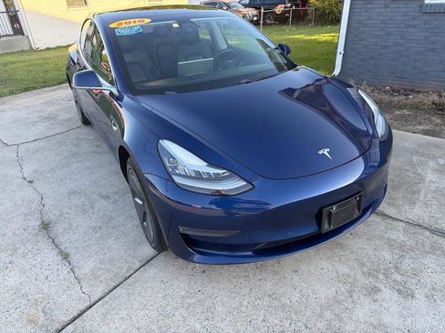 Used 2018 Tesla Model 3 Long Range RWD image 5