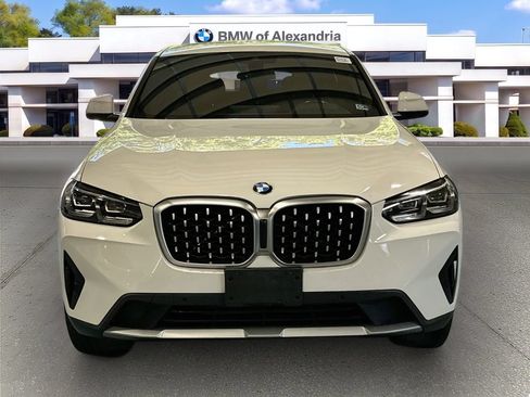 Used 2022 BMW X4 xDrive30i w/ Premium Package 2 AWD/4WD image 2