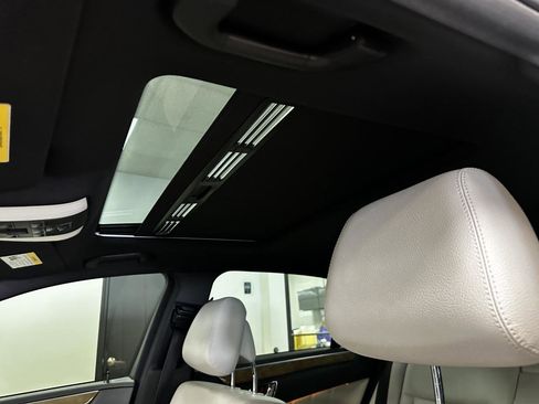 Used 2011 Mercedes-Benz E 350 4MATIC Sedan image 68