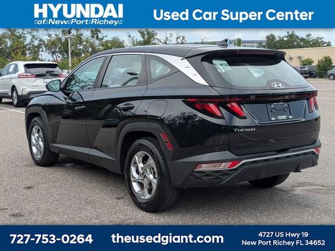 Certified 2024 Hyundai Tucson SE FWD image 3