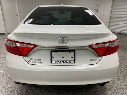 Used 2017 Toyota Camry XSE w/ Advanced Technology Package image 6