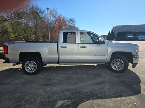 Used 2018 Chevrolet Silverado 1500 LT image 13