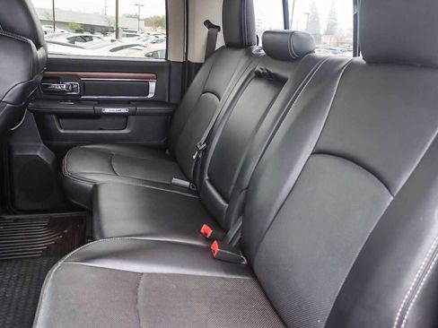 Used 2016 RAM 2500 Laramie w/ Convenience Group image 17