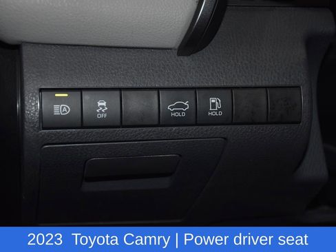 Used 2023 Toyota Camry LE image 9