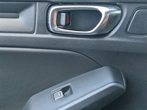 Used 2025 Honda Civic Sport image 25