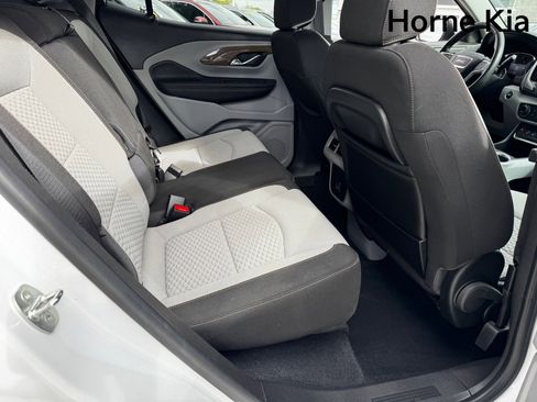 Used 2021 GMC Terrain SLE w/ Driver Convenience Package image 26