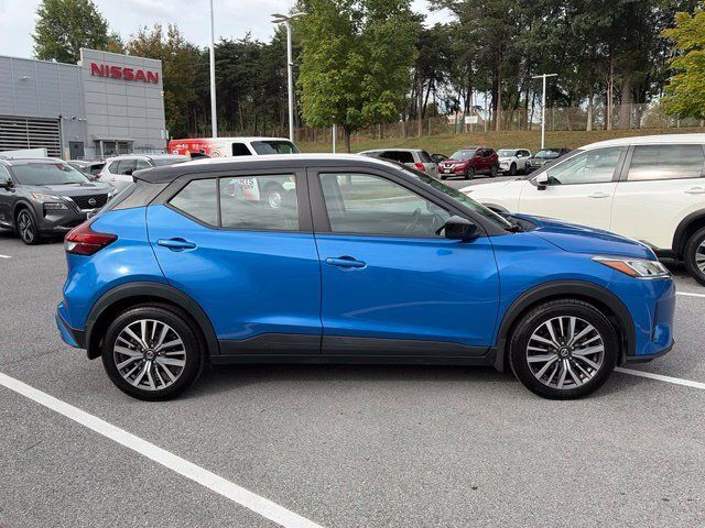 Used 2021 Nissan Kicks SV FWD image 7