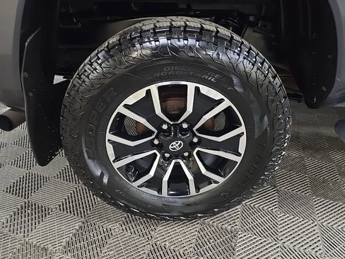 Used 2023 Toyota Tacoma TRD Sport image 13