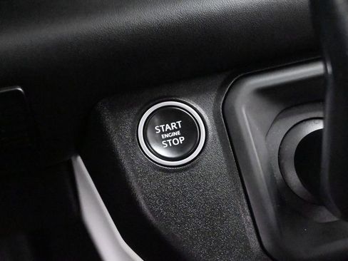 Used 2020 Land Rover Defender 110 HSE image 37