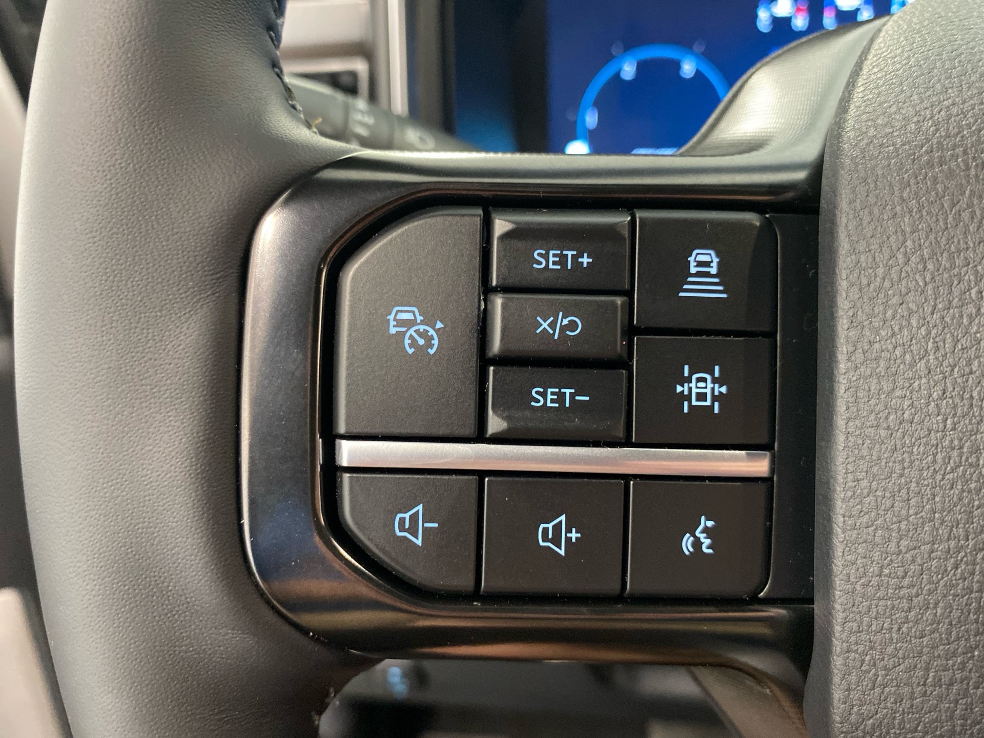 New 2026 Ford F350 Platinum w/ FX4 Off-Road Package AWD/4WD image 20