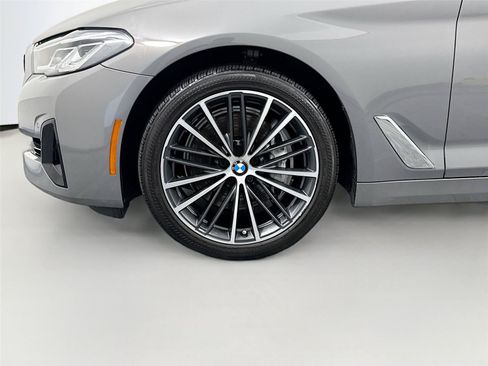 Used 2022 BMW 540i w/ Premium Package RWD image 30