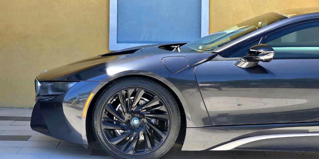Used 2015 BMW i8 AWD/4WD image 7