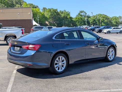 Used 2022 Chevrolet Malibu LT image 9