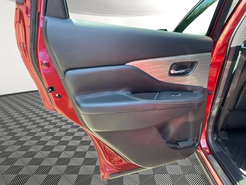 Used 2017 Nissan Murano Platinum w/ Platinum Technology Package FWD image 14