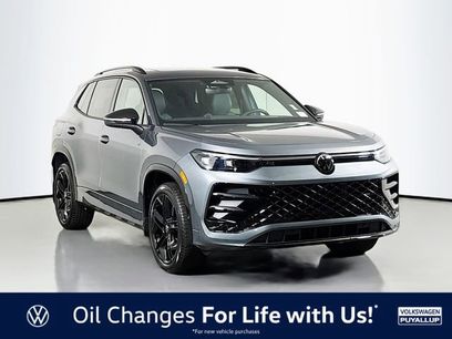 New 2026 Volkswagen Tiguan SE R-Line