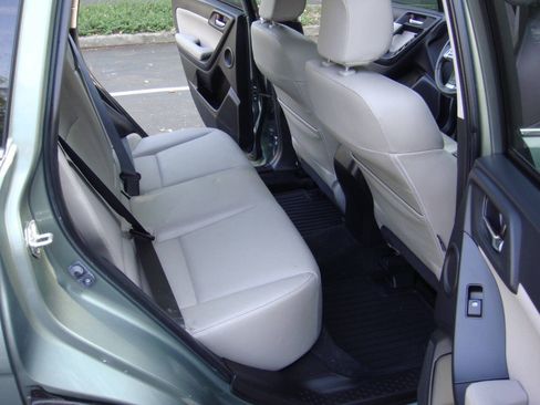 Used 2015 Subaru Forester 2.5i Touring w/ Eyesight & Navigation System AWD/4WD image 14