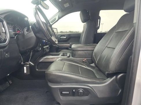 Used 2019 Chevrolet Silverado 1500 LTZ w/ LTZ Plus Package image 4