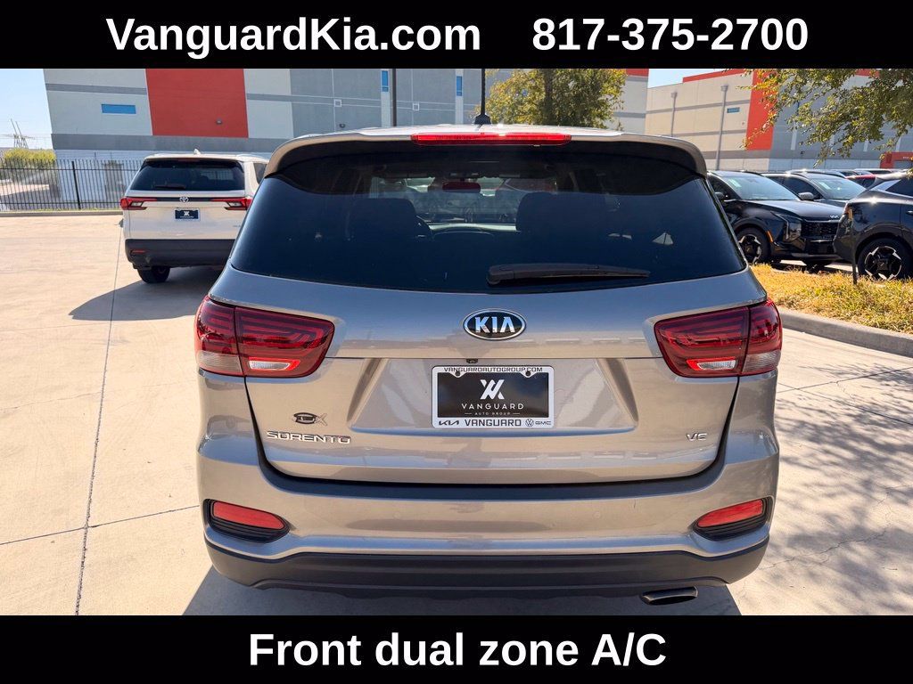Used 2019 Kia Sorento FWD V6 image 3