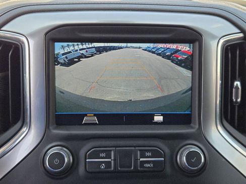 Used 2022 Chevrolet Silverado 1500 LT RWD image 8