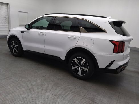 Used 2021 Kia Sorento S FWD image 3