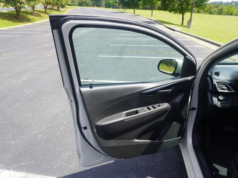 Used 2020 Chevrolet Spark LT image 13