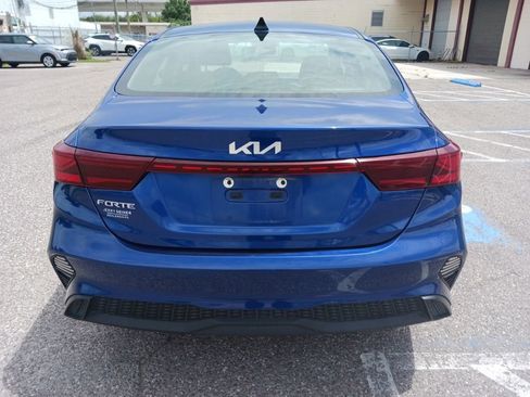 Used 2024 Kia Forte LXS FWD image 4