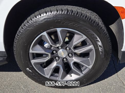 Used 2023 Chevrolet Tahoe LS image 20