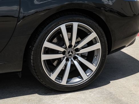 Used 2017 Mercedes-Benz SLC 300 image 46