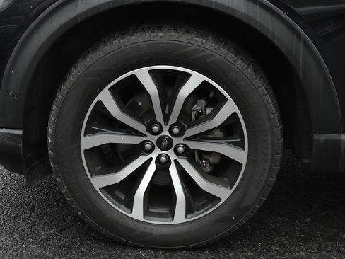 Used 2021 Ford Explorer ST w/ Equipment Group 401A image 9