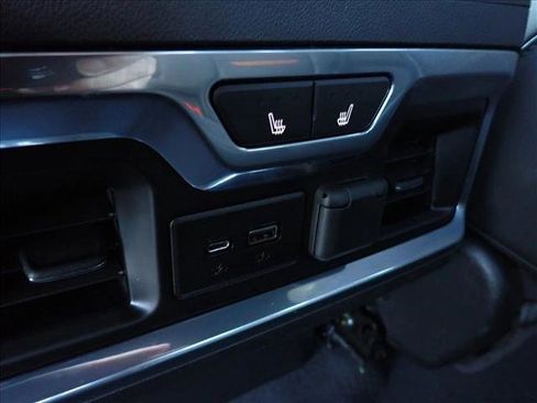 Used 2019 GMC Sierra 1500 AT4 w/ AT4 Premium Package image 10