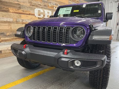 New 2026 Jeep Gladiator Rubicon w/ Steel Power Dome Hood Package image 9