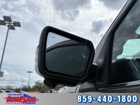 Used 2025 Ford F150 Lariat w/ Equipment Group 502A High AWD/4WD image 16
