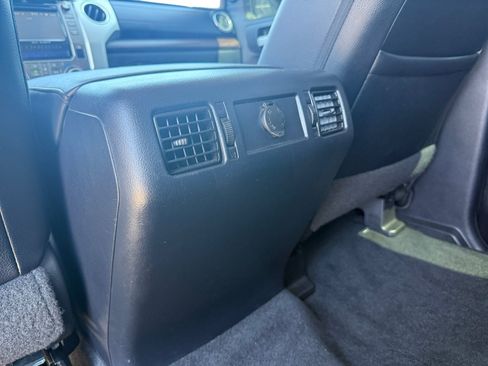 Used 2019 Toyota Tundra Limited w/ Limited Premium Package AWD/4WD image 12