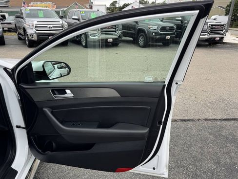 Used 2017 Hyundai Sonata Sport 2.0T w/ Cargo Package FWD image 40