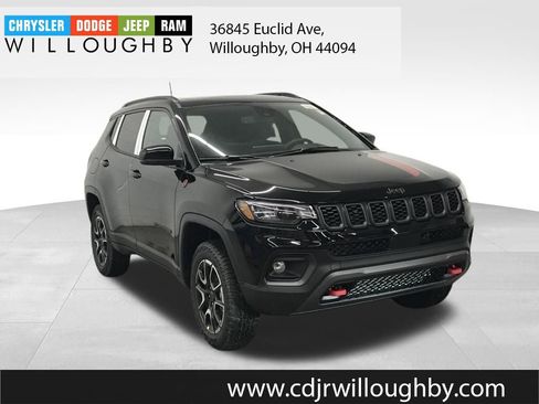 New 2026 Jeep Compass Trailhawk w/ Sun, Sound & Navigation Group image 3