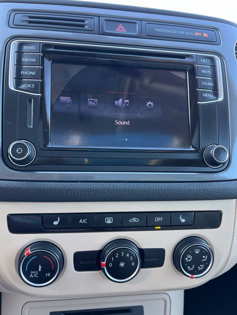 Used 2017 Volkswagen Tiguan Wolfsburg Edition FWD image 43