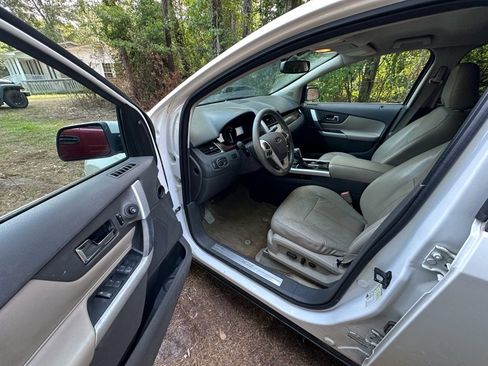 Used 2012 Ford Edge Limited w/ Vision Pkg AWD/4WD image 11