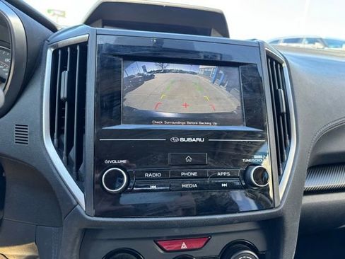 Used 2018 Subaru Crosstrek 2.0i Premium image 18