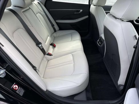 Used 2023 Hyundai Sonata Limited FWD image 21