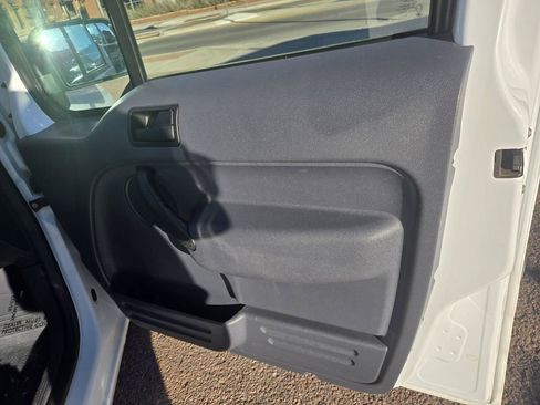 Used 2012 Ford Transit Connect XLT image 21